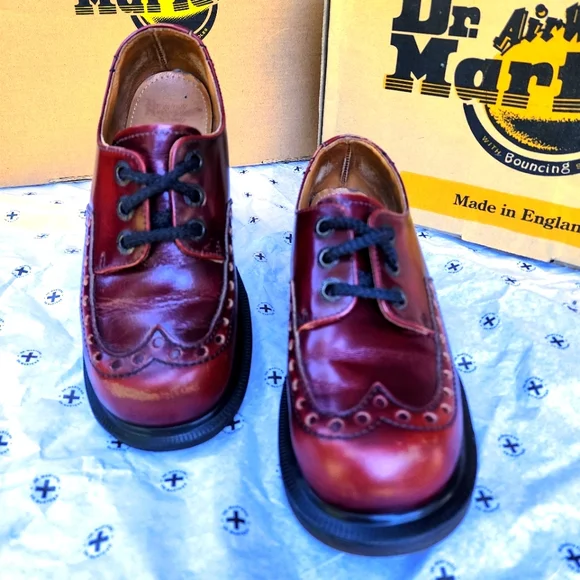 Vintage 90's Dr. Martens Oxford - Picture 1 of 14